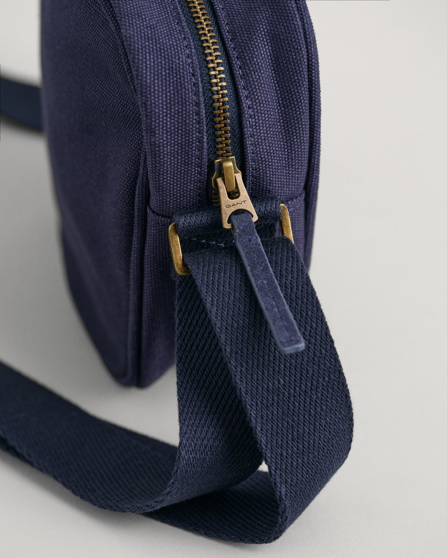 Men's Color Shield Crossbody Bag - CLASSIC BLUE