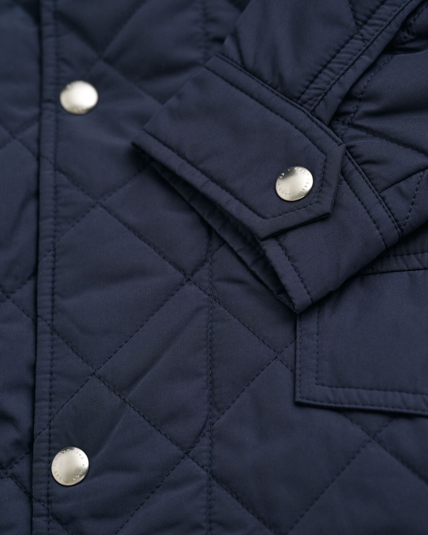 Quilted Windcheater Mid-Length Jacket