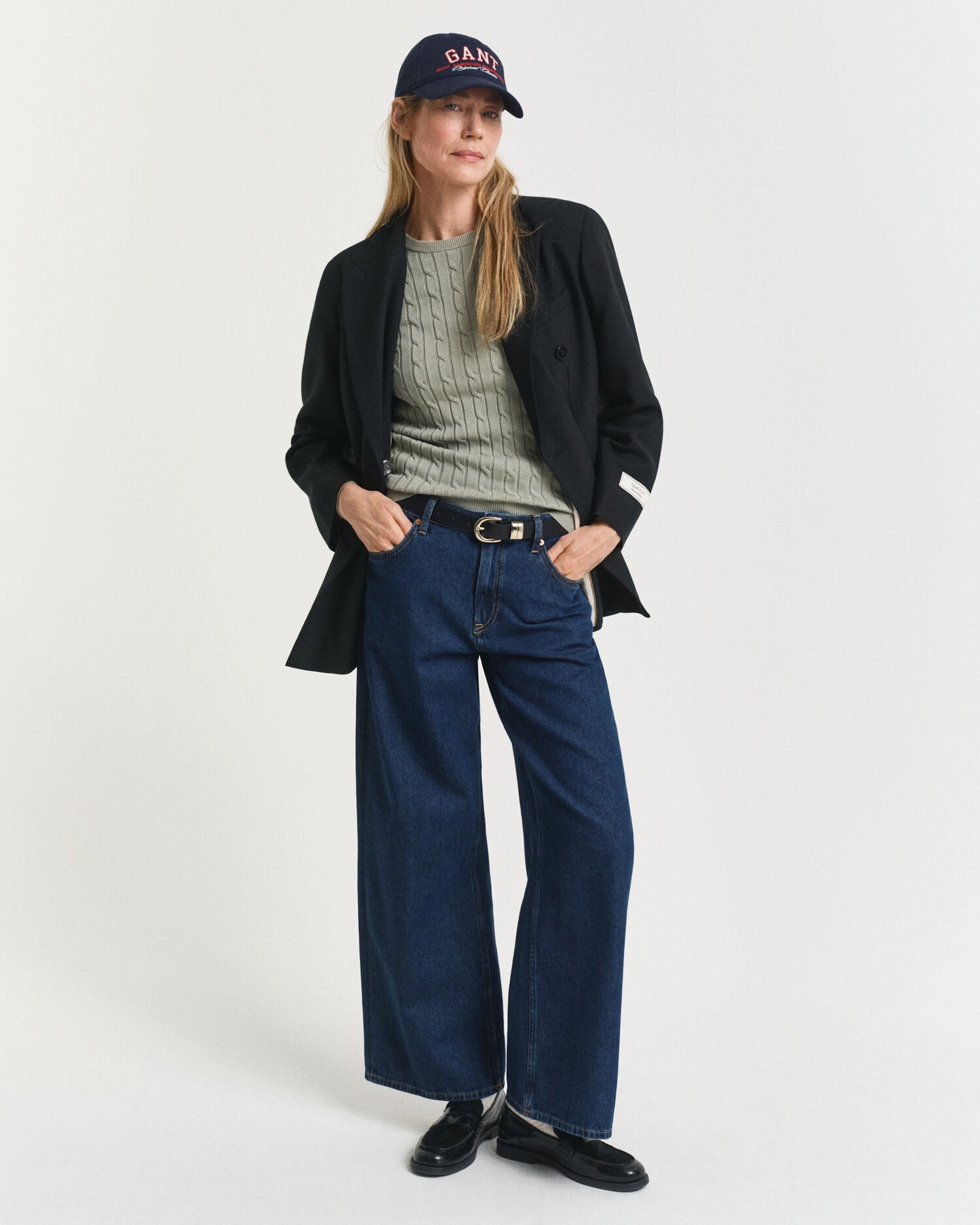 Stretch Cotton Cable Knit Crew Neck Sweater