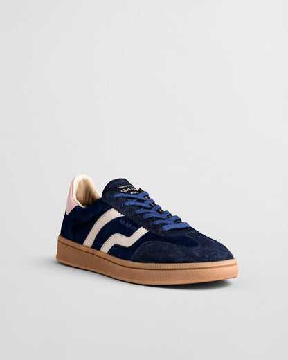 Cuzima Velvet Sneakers